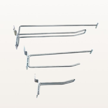 Haki metalowe do ścian szczelinowych slat wall – trzy modele ekspozycyjne, zdjęcie poglądowe