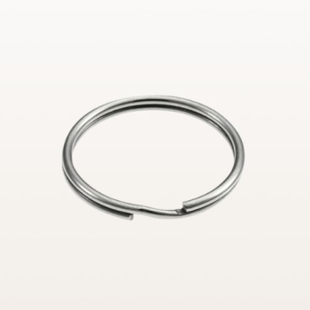 Kółko metalowe spiralne do breloków 30 mm srebrne – widok pod kątem