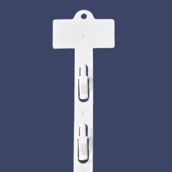 Strip reklamowy z 12 białymi haczykami i tabliczką 'Topper' – widok z przodu, detal sztywnej konstrukcji