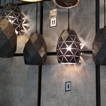 Pętelka spinająca 225 mm – przezroczysta żyłka do metek i etykiet – cenówka wisząca na lampie sufitowej