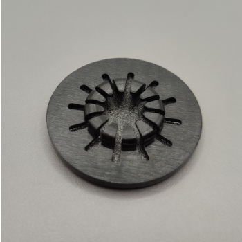 Uchwyt sztywny samoprzylepny do CD, rozeta czarna,  średnica 30 mm - widok z góry, pod kątem