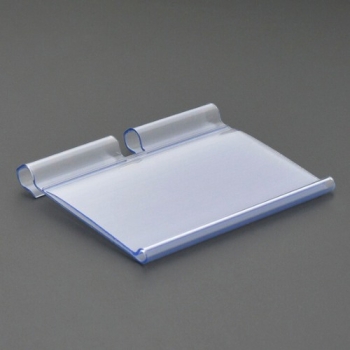 Zawieszka cenowa DRA 60x39 mm przezroczysta do haków T i koszy drucianych, widok pod kątem