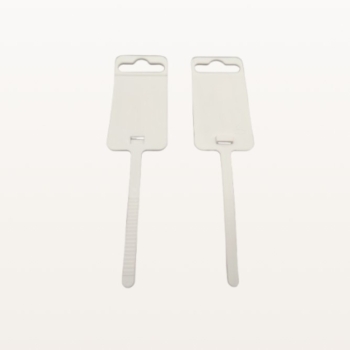 Zawieszka cenowa z opaską zaciskową 150 mm biała – widok pod kątem